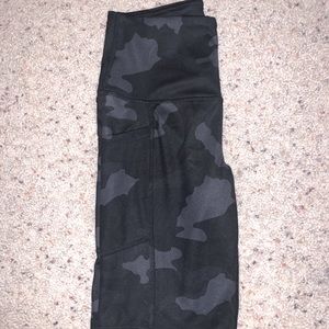 black camo biker shorts